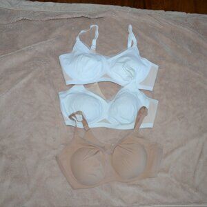 3 Honeylove Wire Free CrossOver Bra Bundle – Size 2X – 2 White + 1 Nude